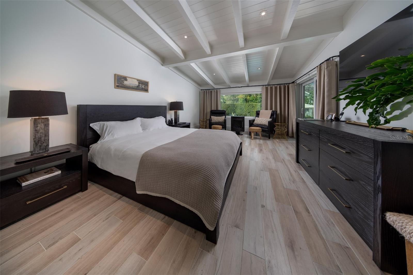 SICILIAN SHORES - Residential