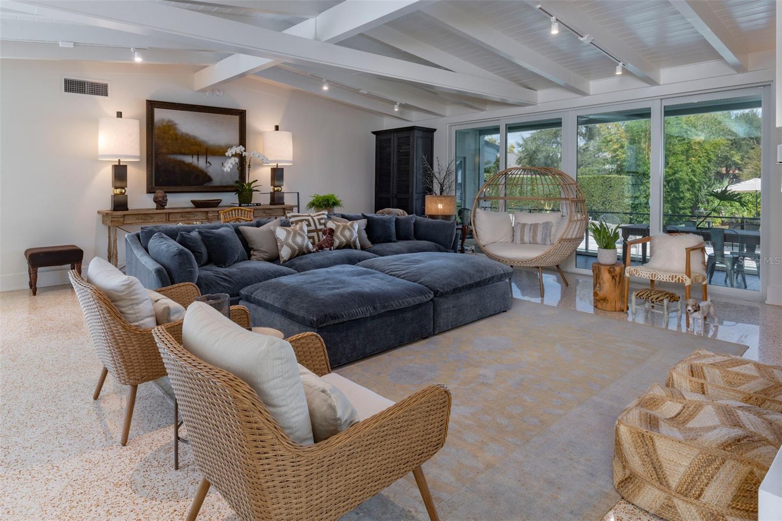 SICILIAN SHORES - Residential