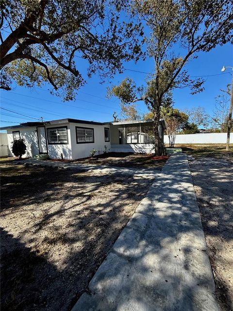 Photo of 2610 Eaton Avenue, Lakeland, FL 33803 (MLS # TB8471208)