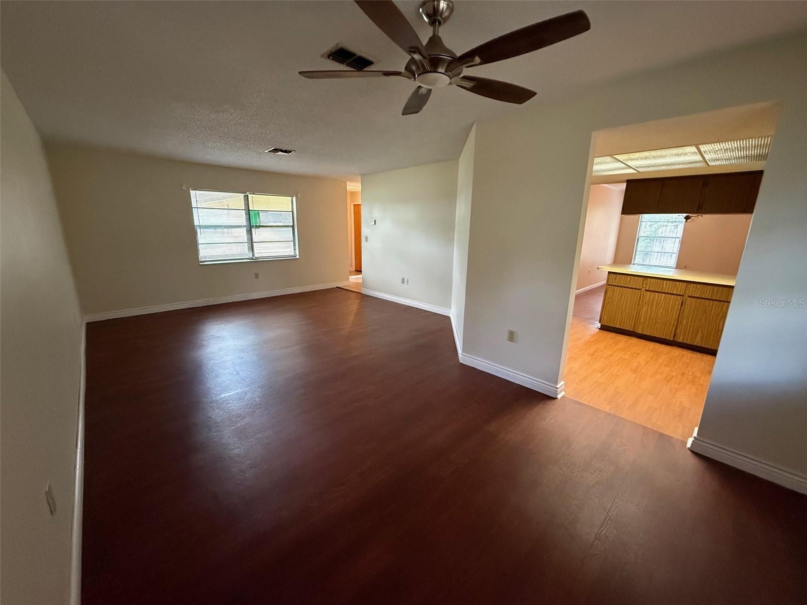 LAKEWOOD - Residential