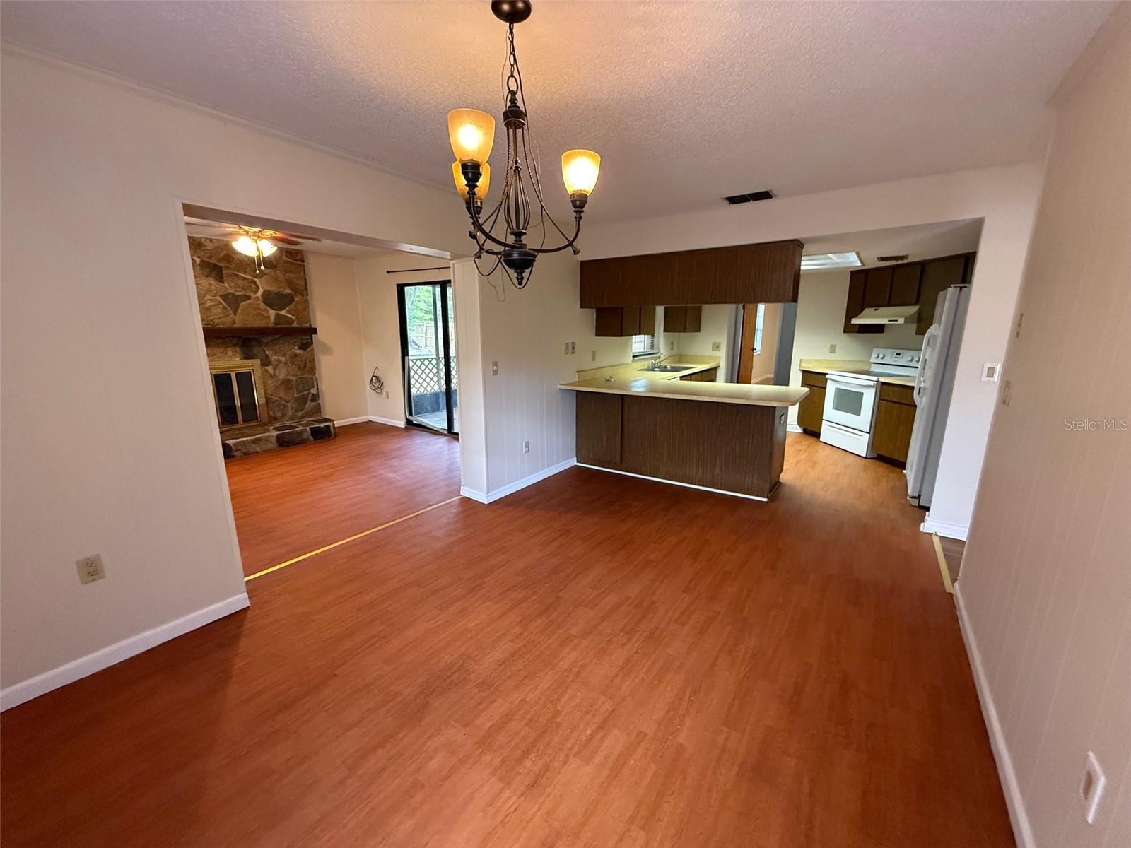 LAKEWOOD - Residential