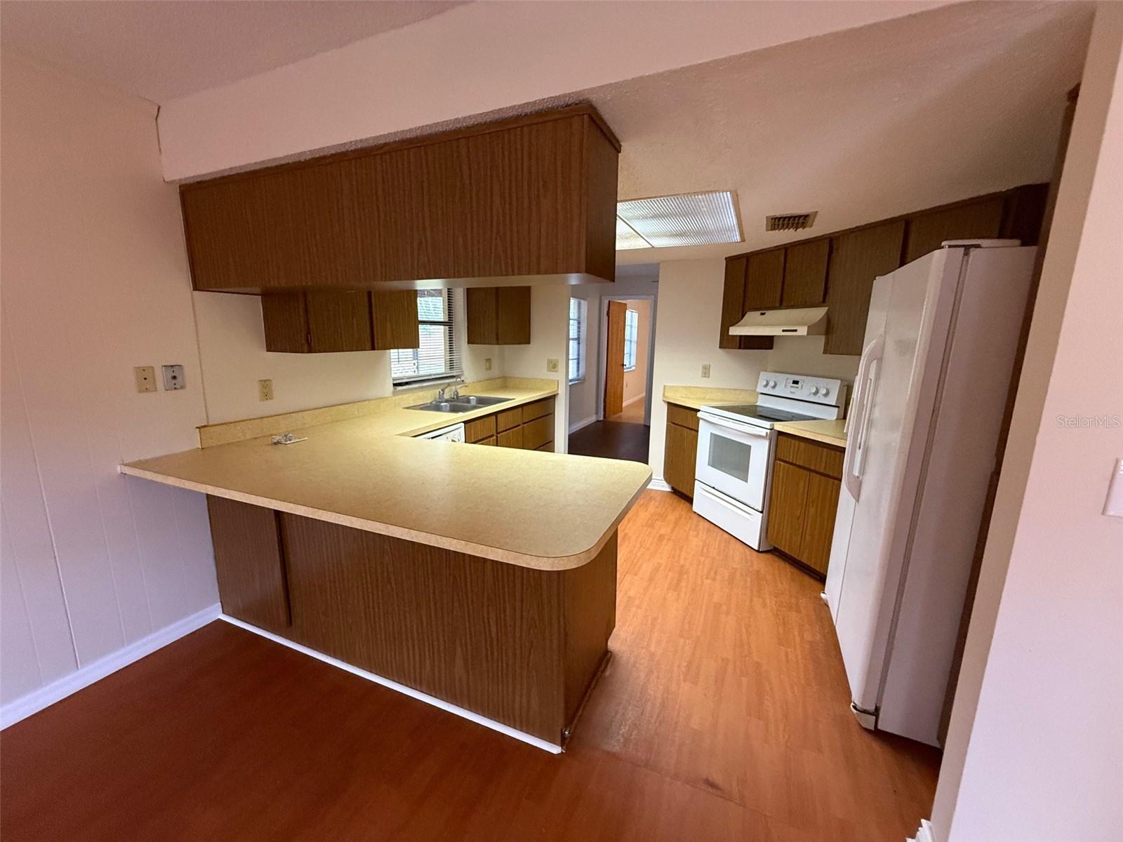 LAKEWOOD - Residential