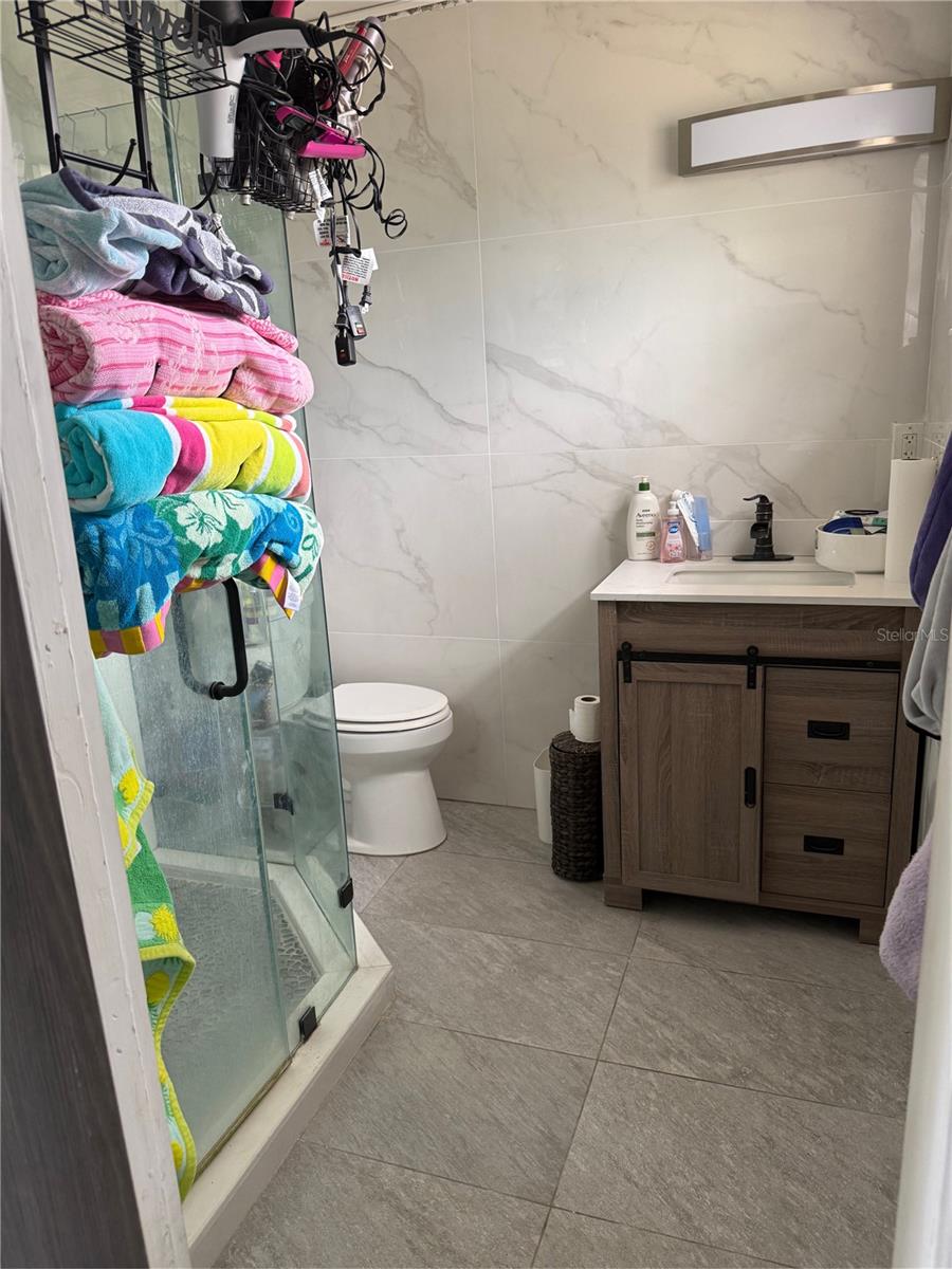 POMPANO TERRACE 10-11 B - Residential