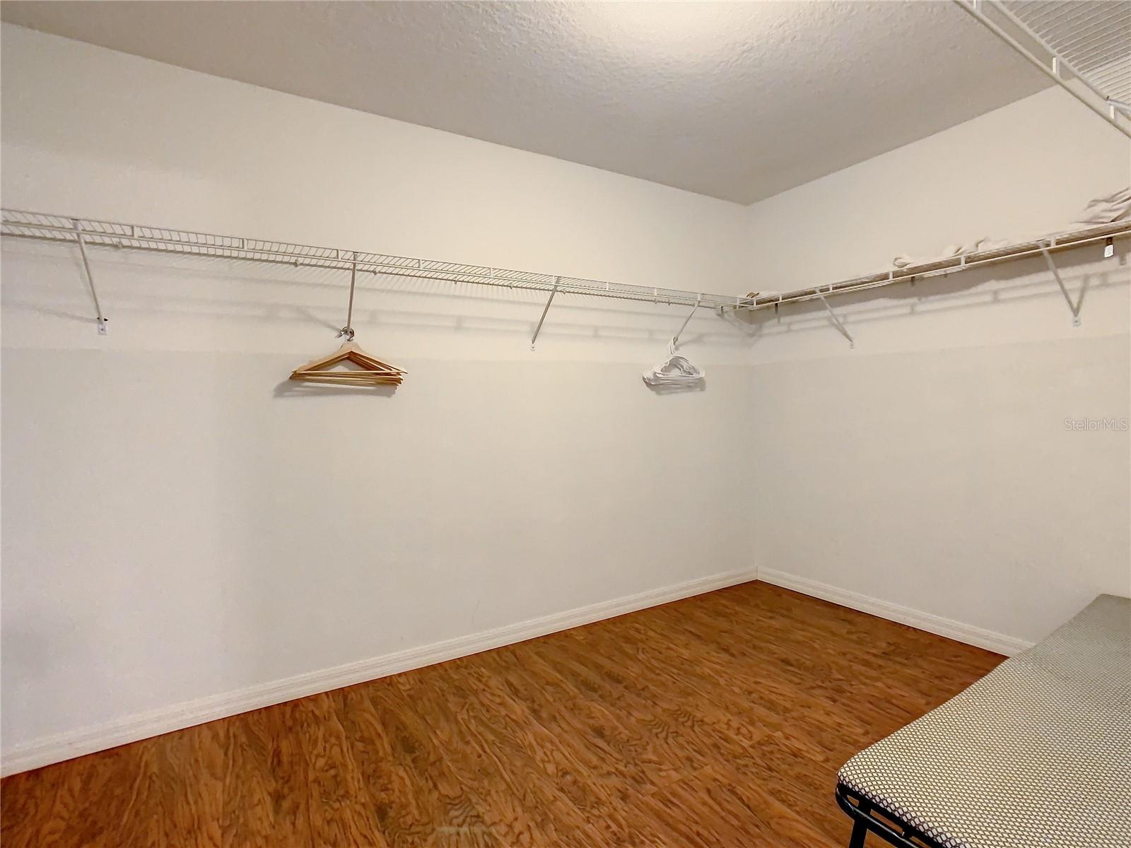 CRYSTAL COVE RESIDENCE - Residential