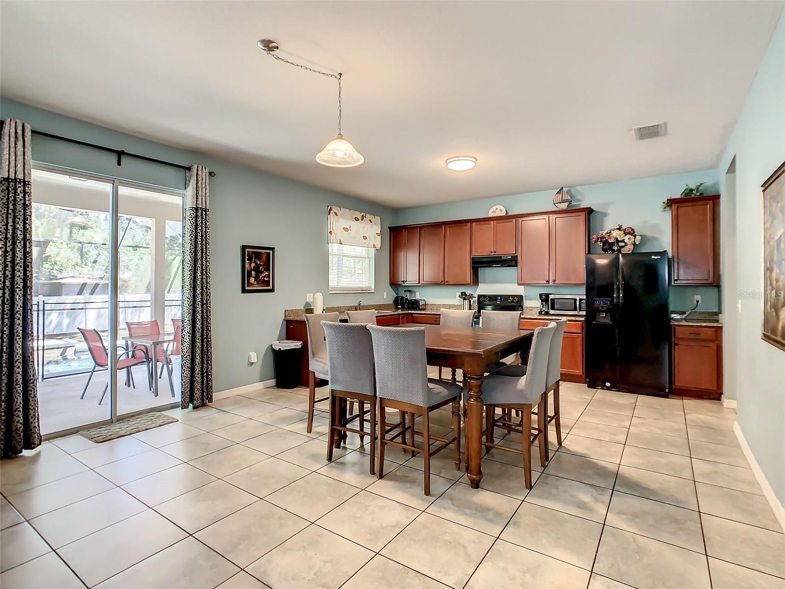 CRYSTAL COVE RESIDENCE - Residential