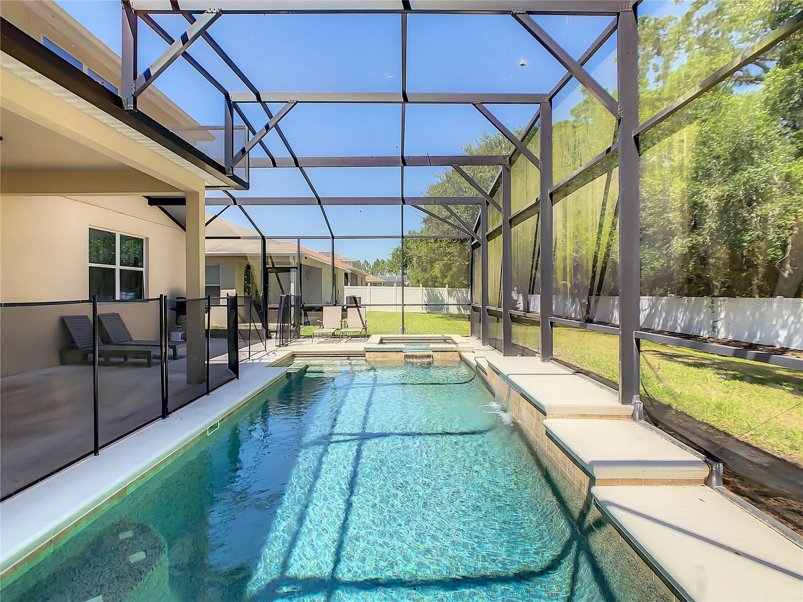 CRYSTAL COVE RESIDENCE - Residential