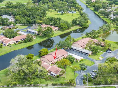 Photo of 9543 86th Avenue #9543, Seminole, FL 33777 (MLS # U8238121)