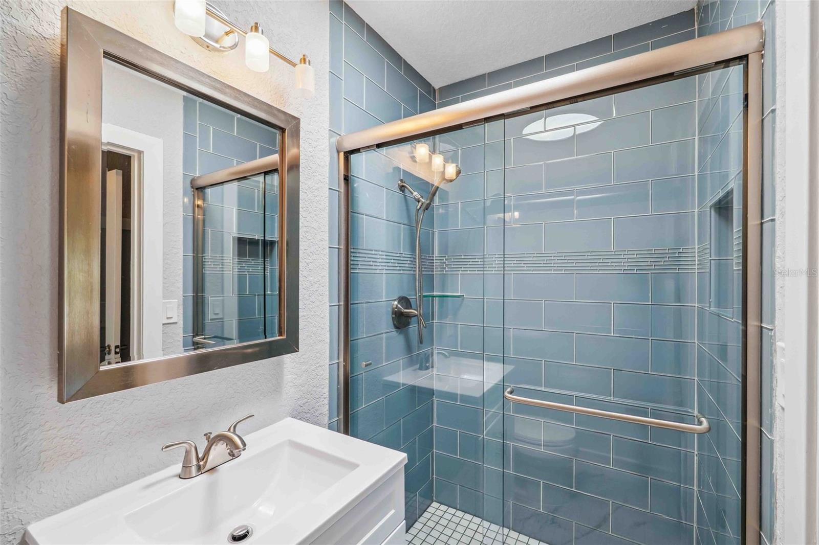 HARBOR SHORES 4TH ADD - Residential