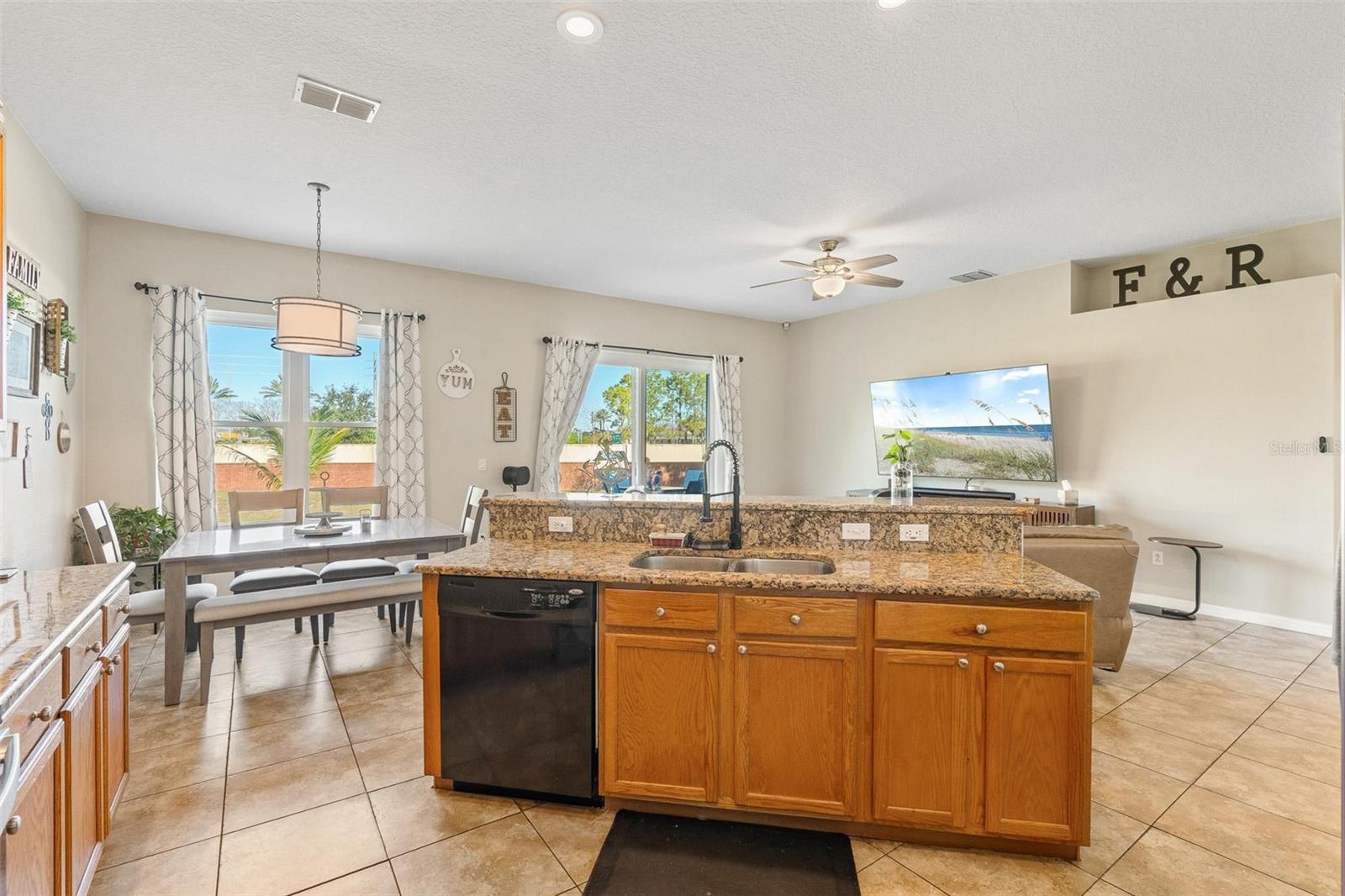 JOHNS LANDING PH 01 44/47 - Residential