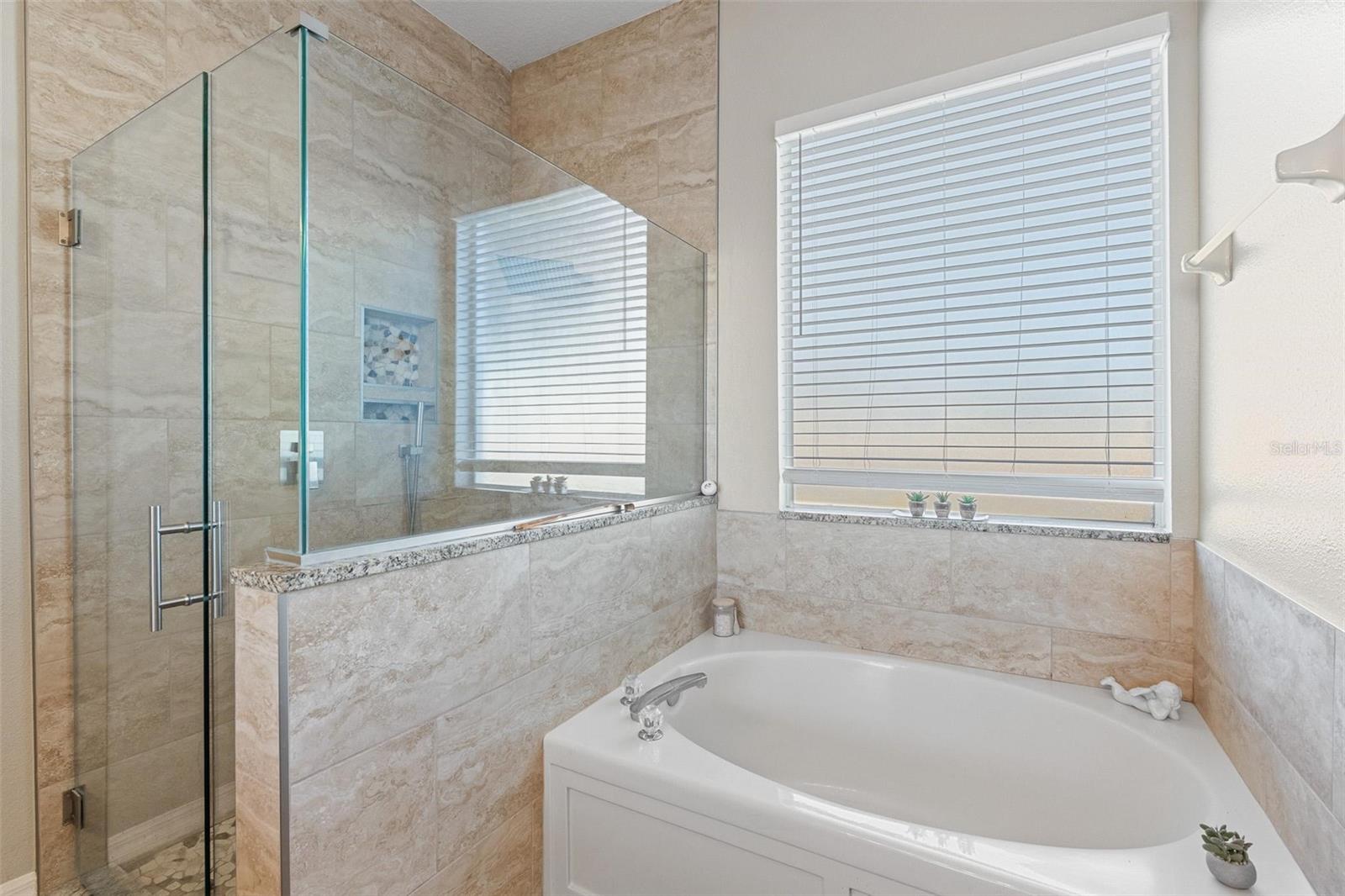 JOHNS LANDING PH 01 44/47 - Residential