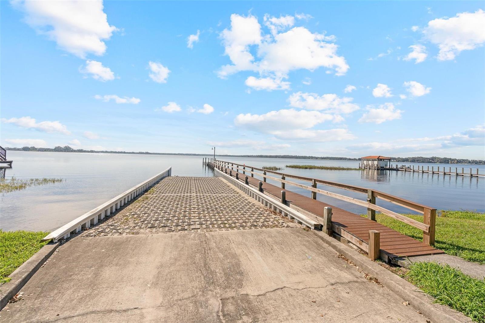 JOHNS LANDING PH 01 44/47 - Residential