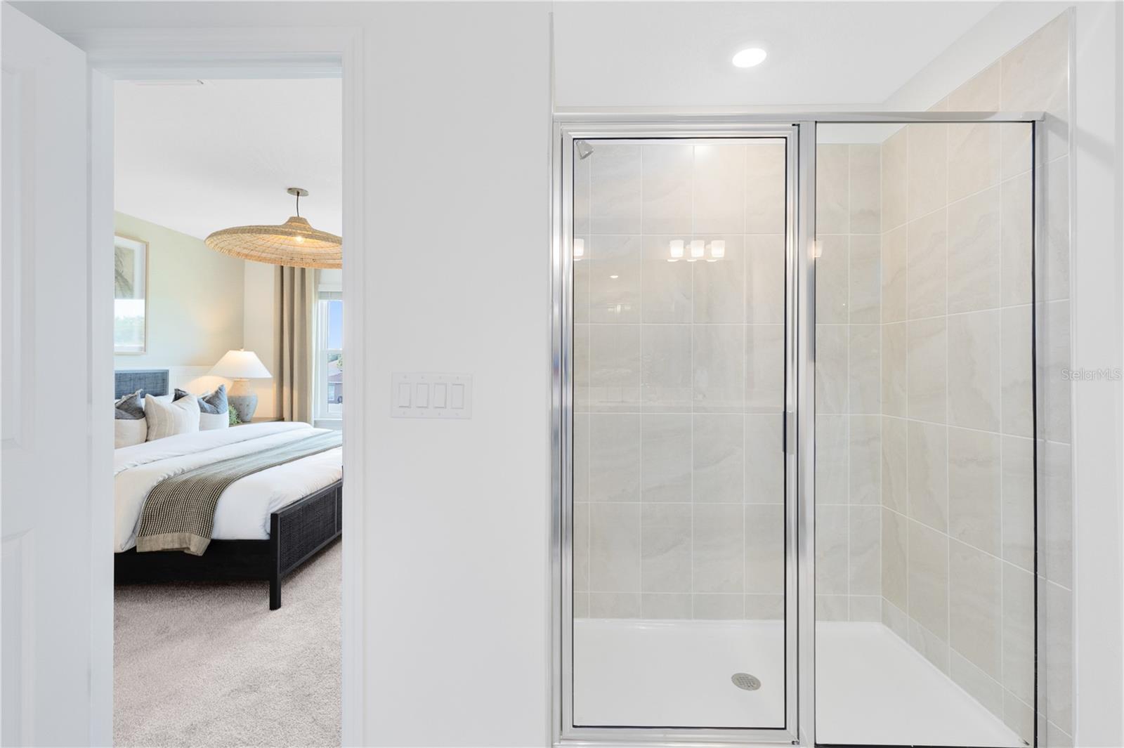 HARBOR SQUARE - Residential