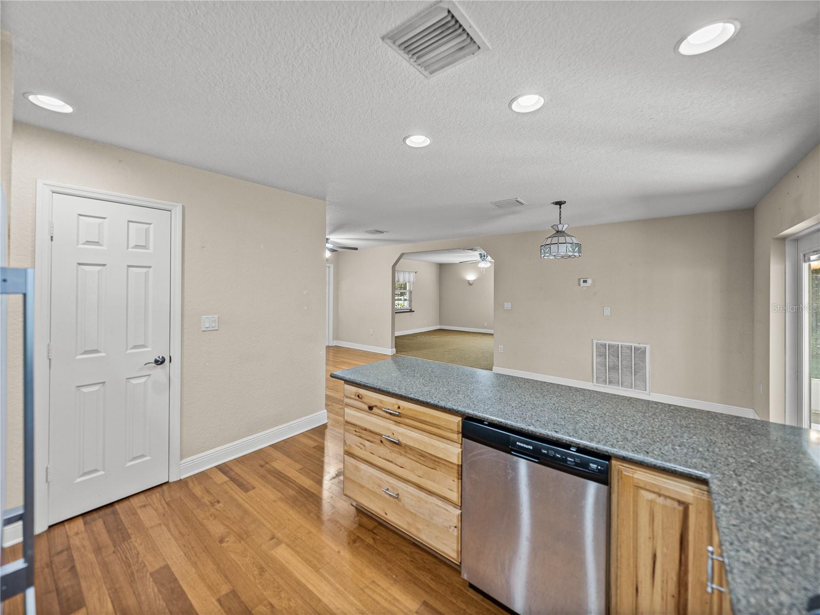 ACREAGE - Residential