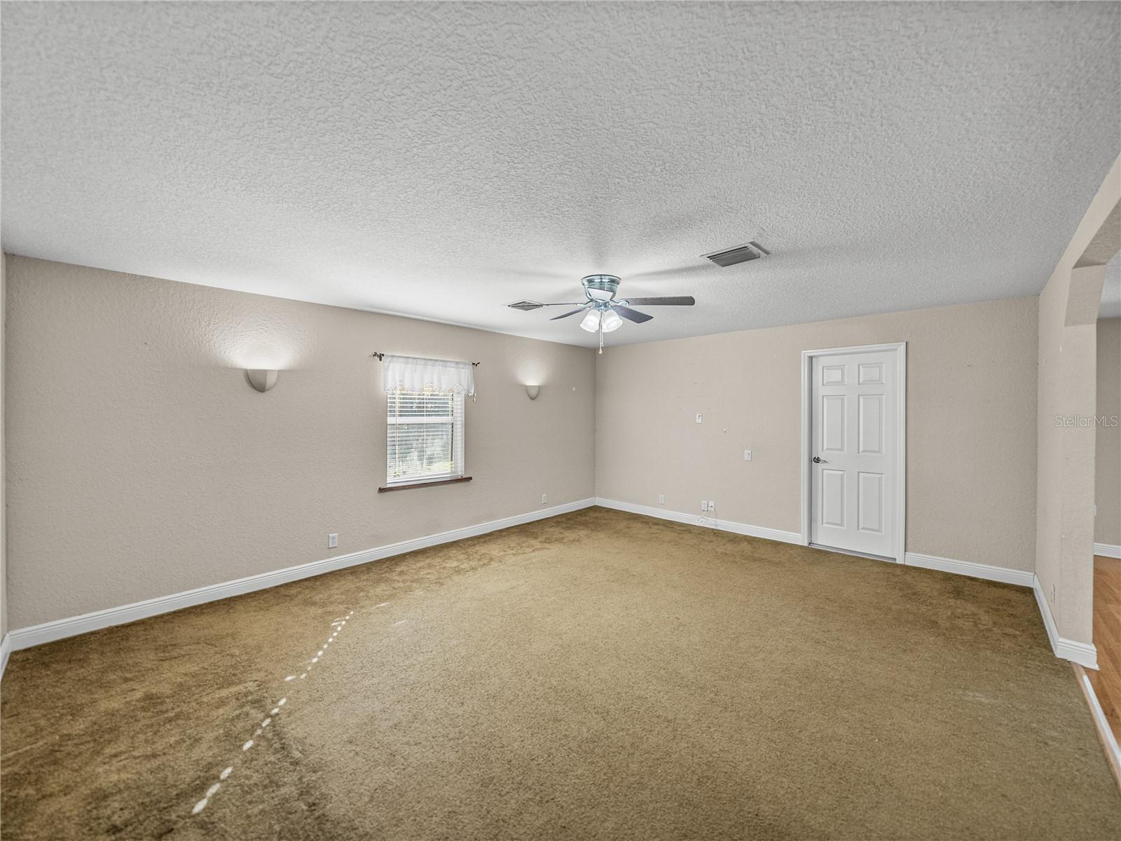 ACREAGE - Residential