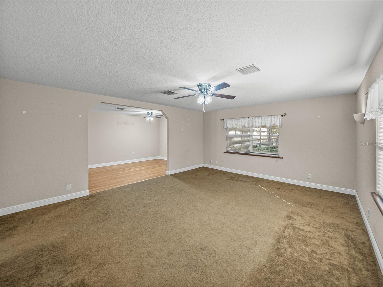 ACREAGE - Residential