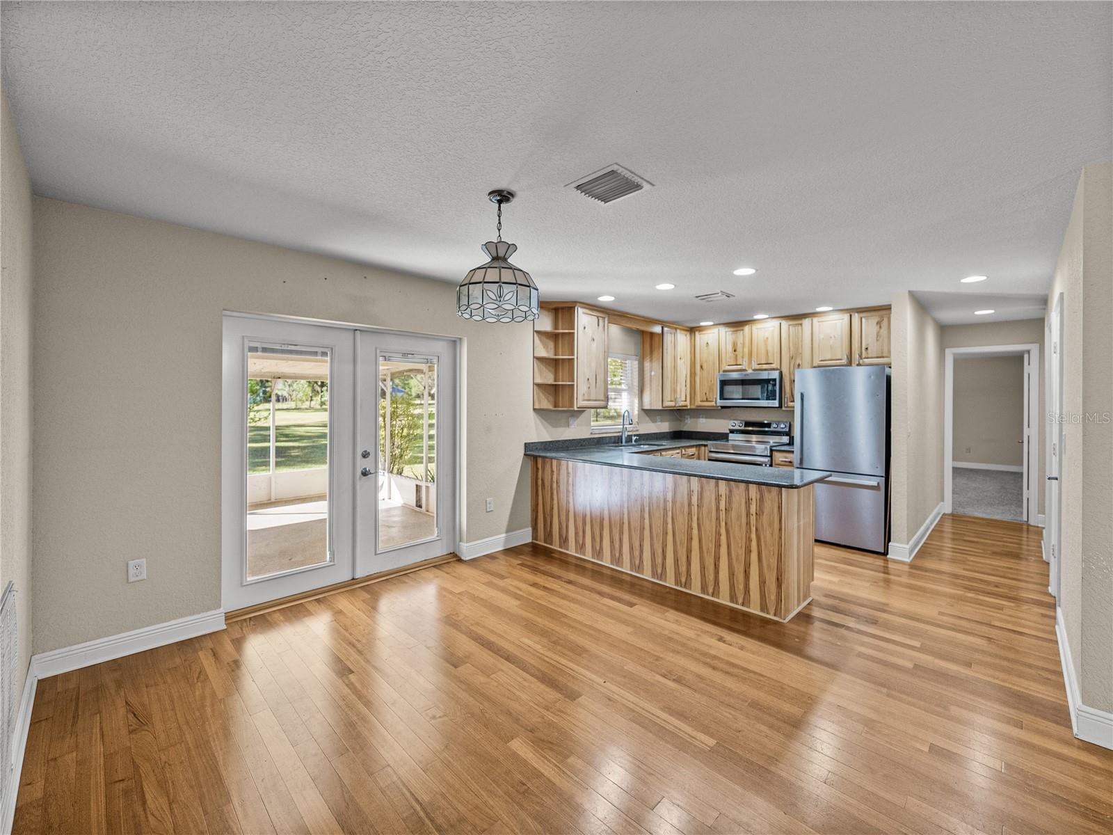 ACREAGE - Residential