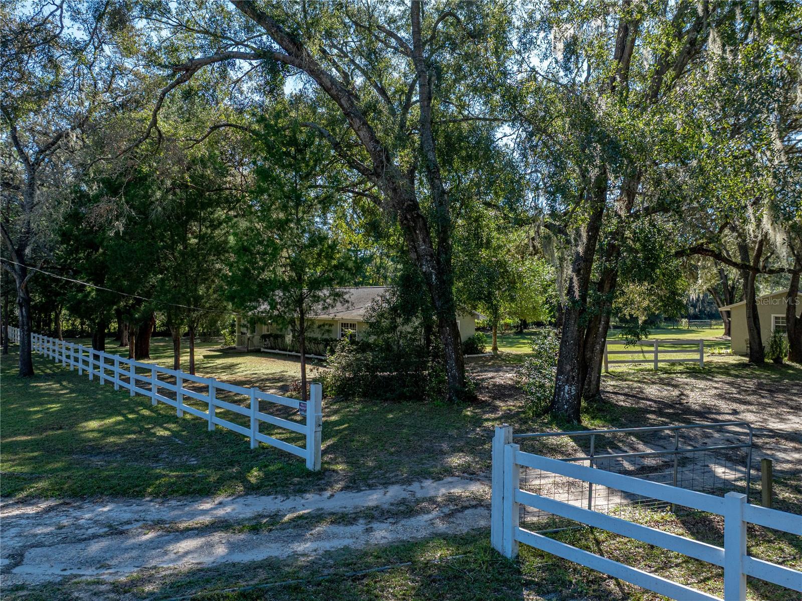 ACREAGE - Residential