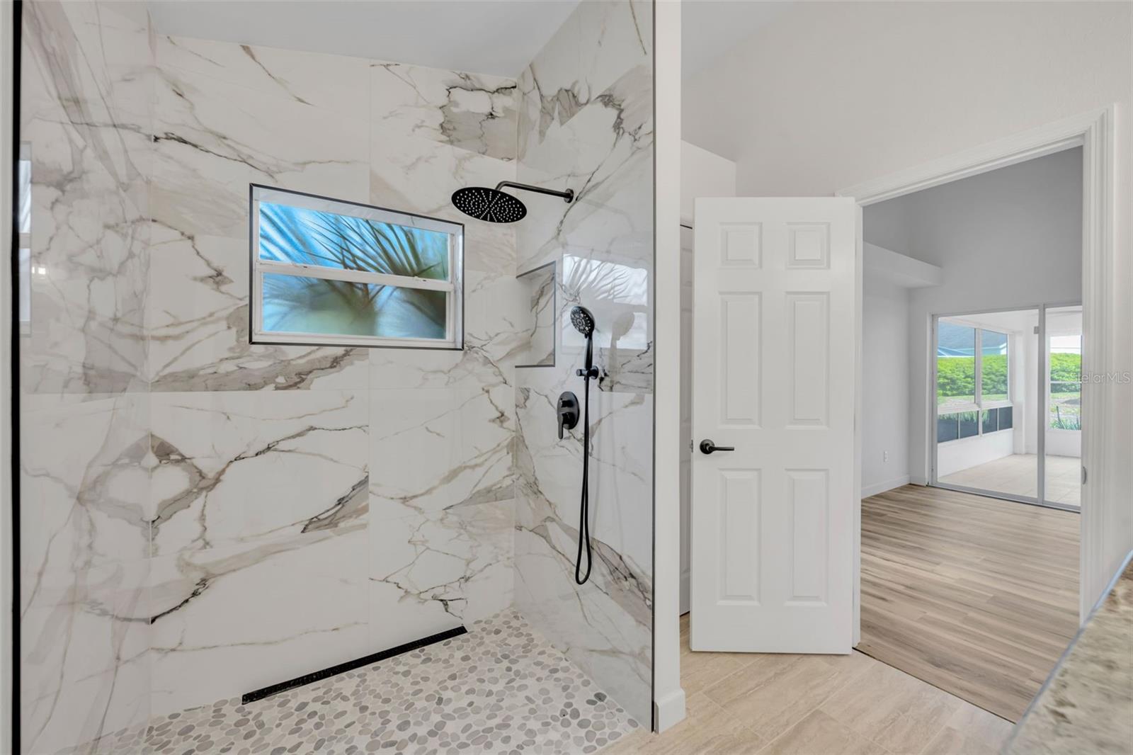 CLERMONT DEVONSHIRE AT KINGS RIDGE - Residential