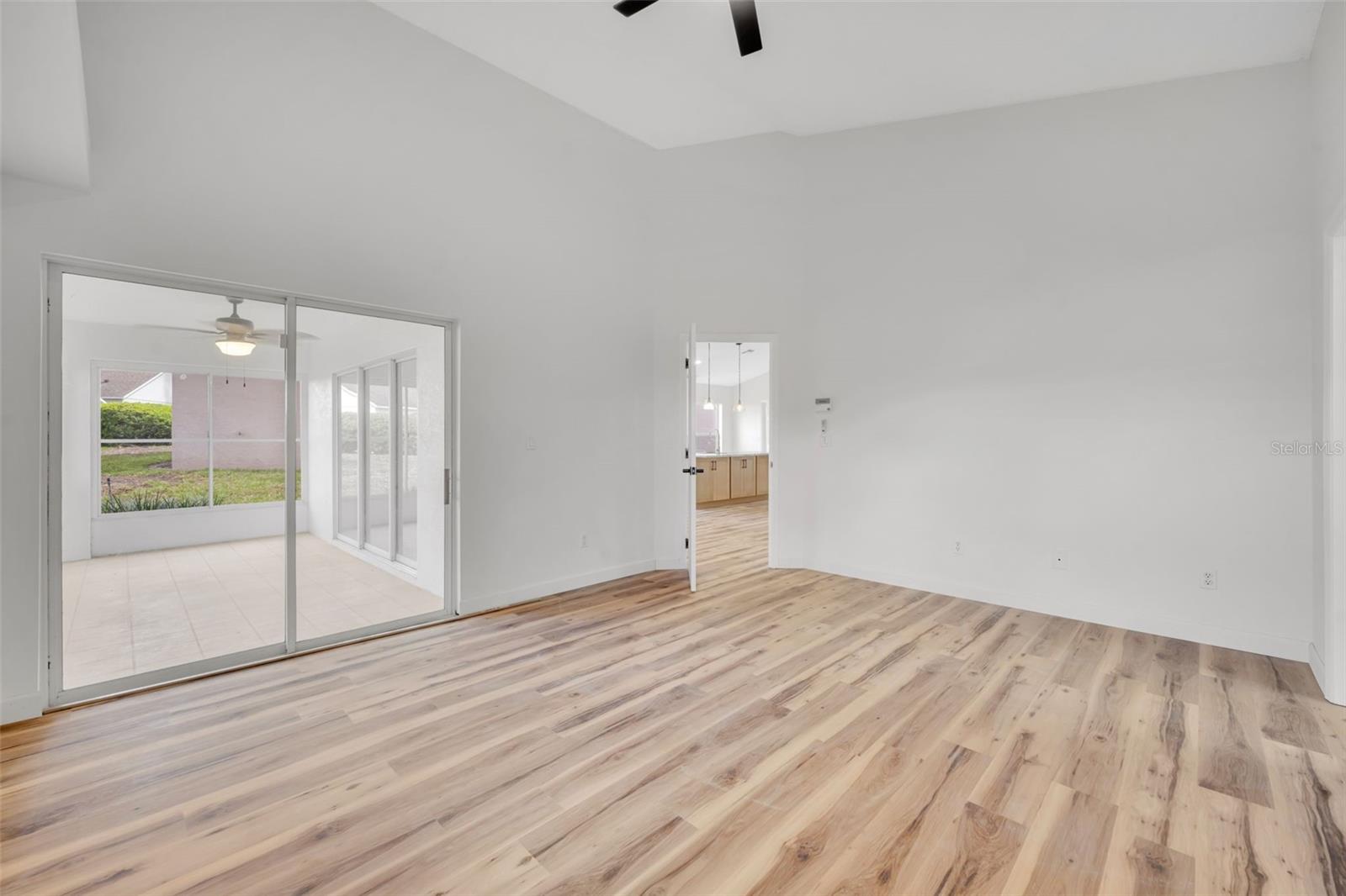 CLERMONT DEVONSHIRE AT KINGS RIDGE - Residential