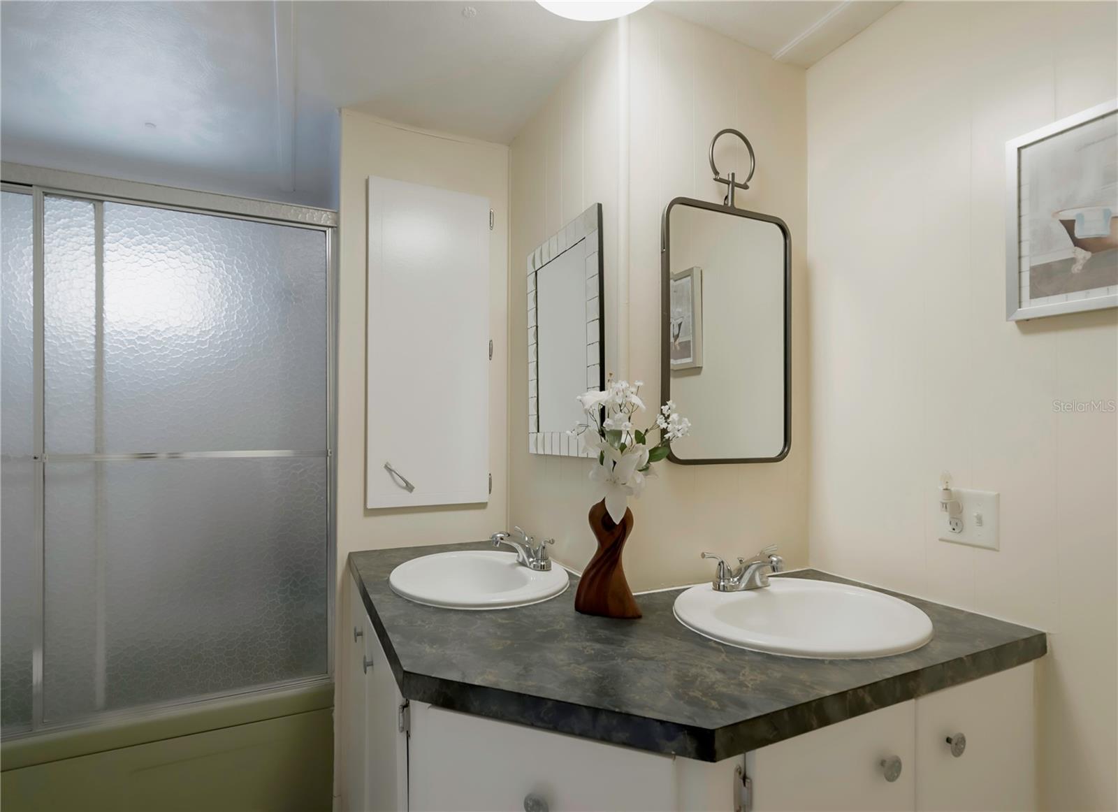 MAGNOLIA MANOR MOBILE HOME PARK UNREC - Residential