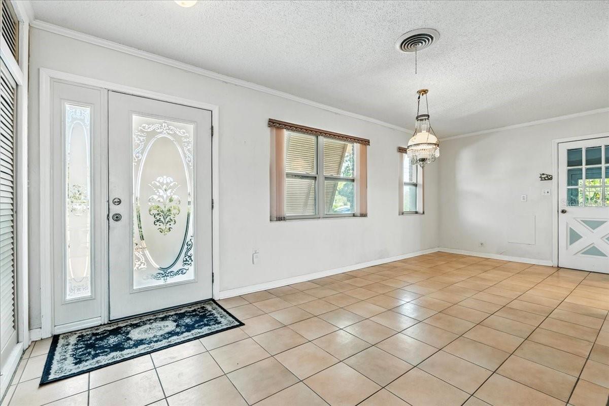 133 SMALL STREET SE