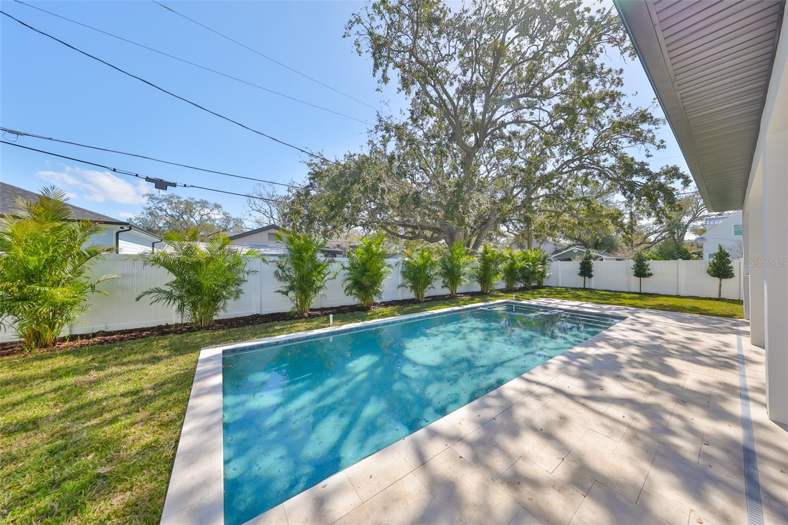 3VV | BARR CITY - Residential