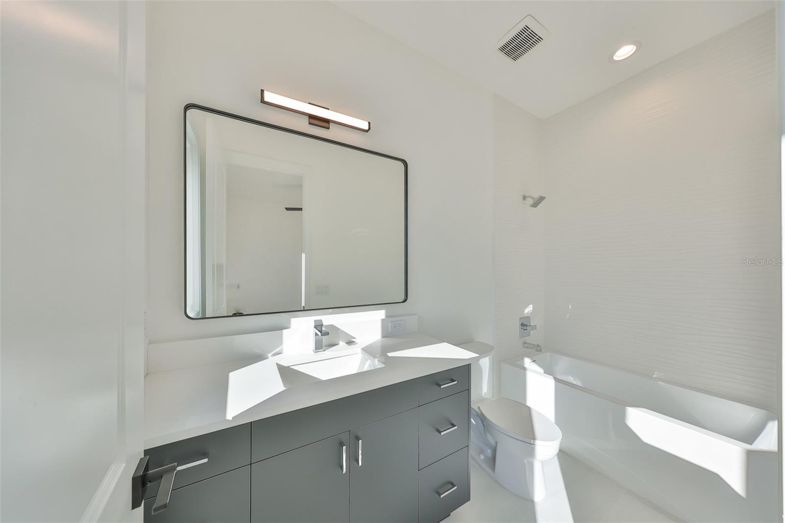 3VV | BARR CITY - Residential