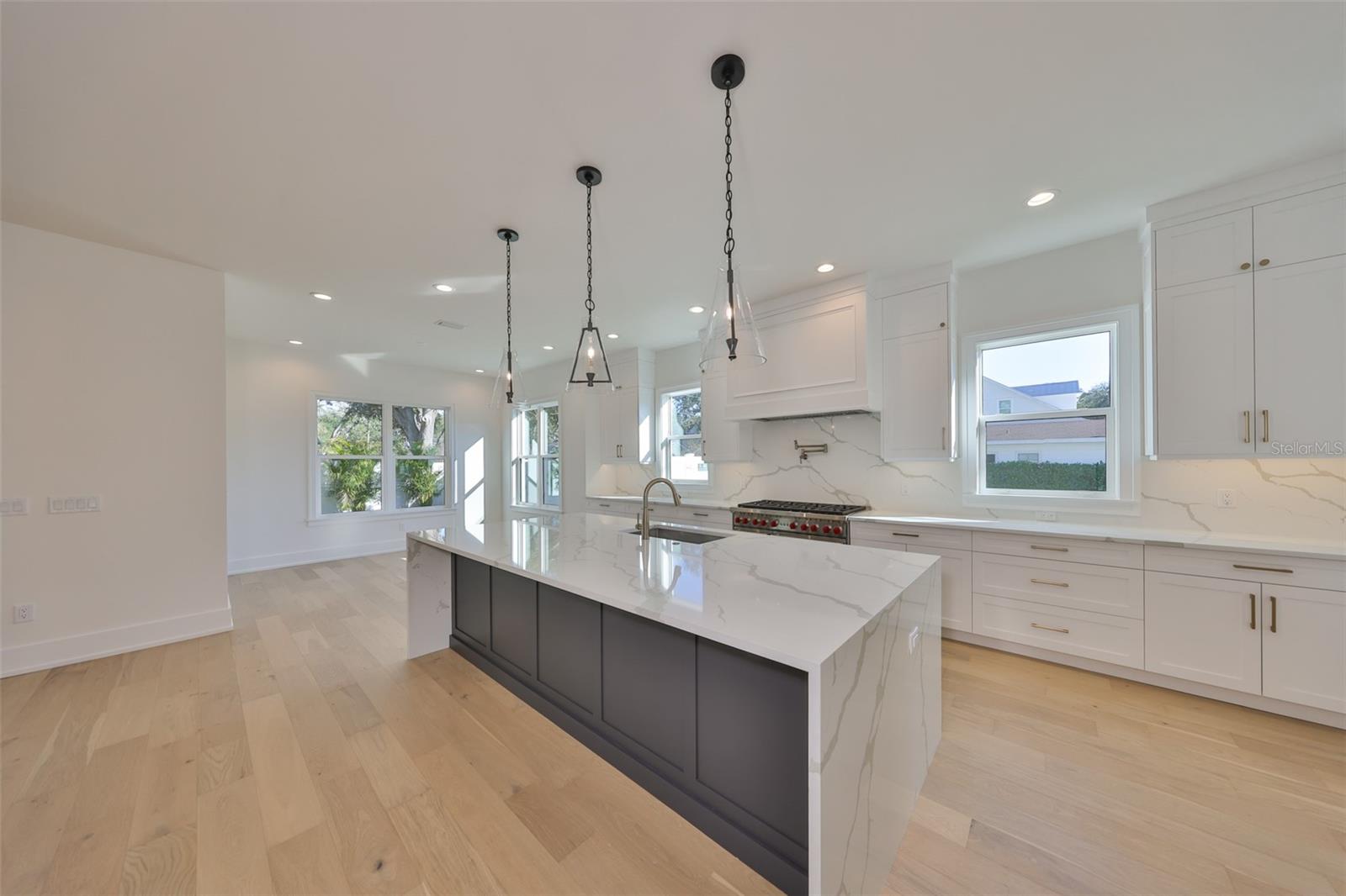 3VV | BARR CITY - Residential