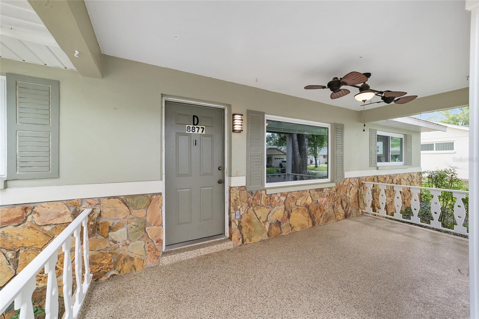 ON TOP OF THE WORLD - Residential