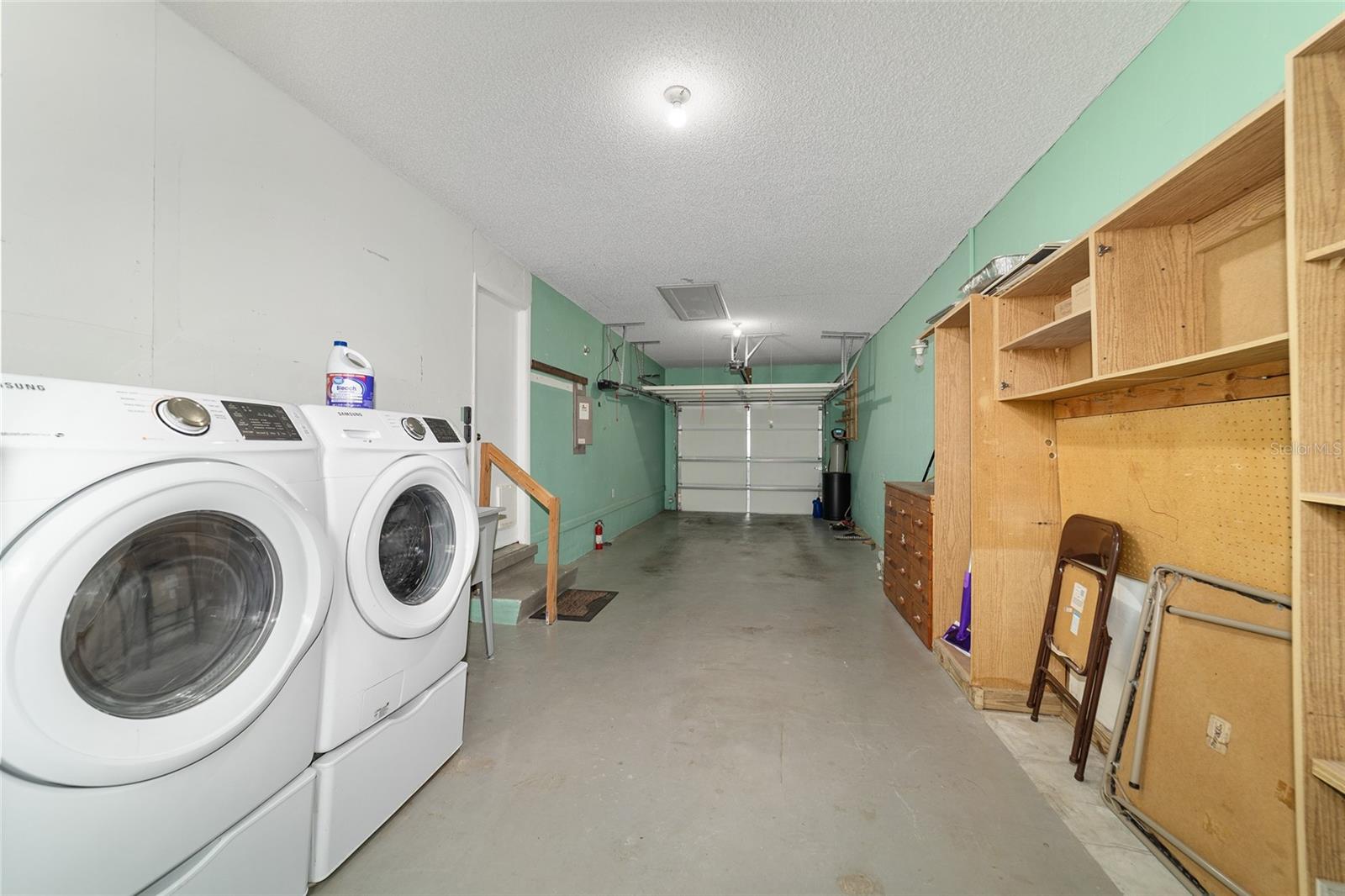 ON TOP OF THE WORLD - Residential