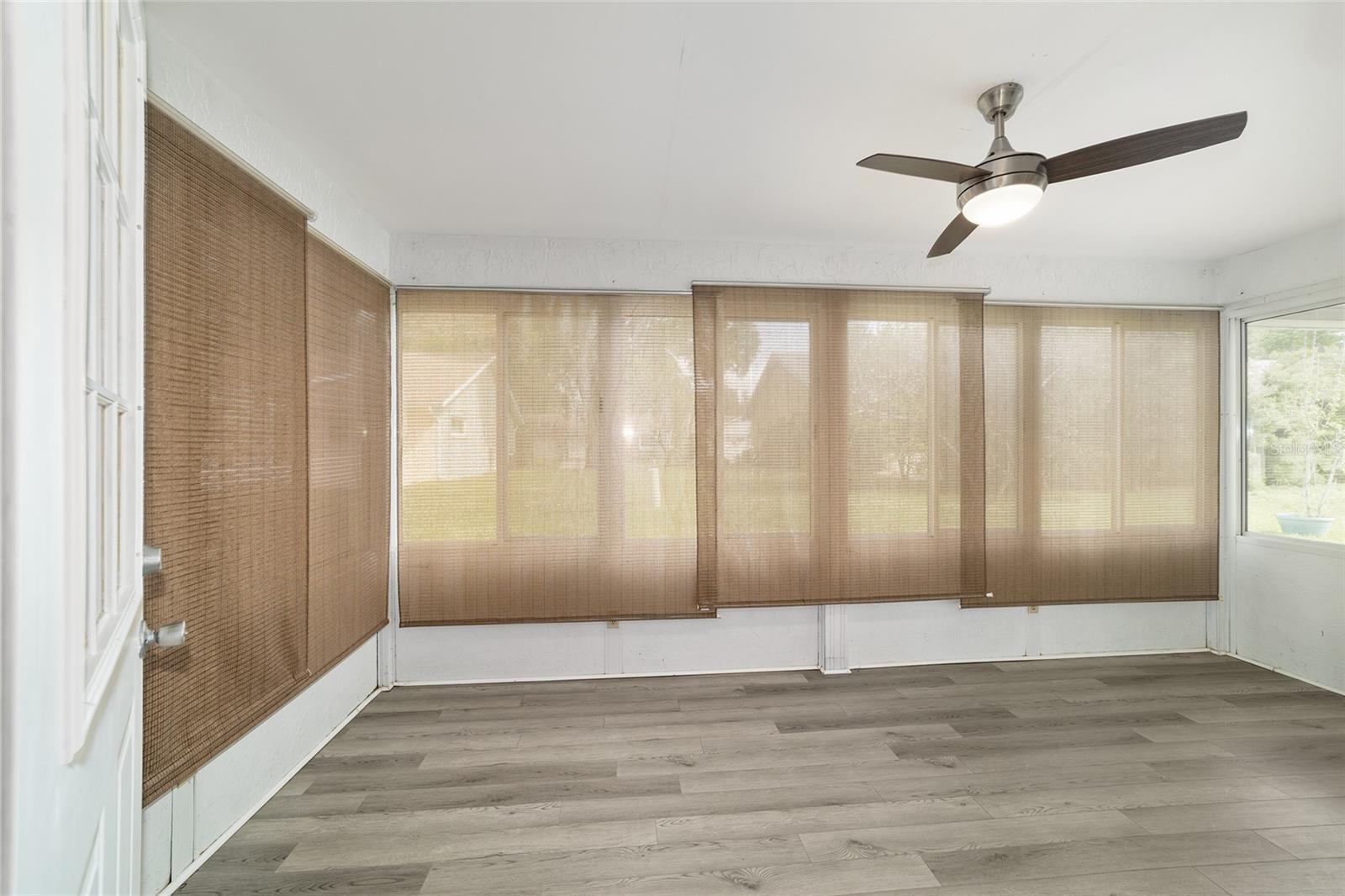 ON TOP OF THE WORLD - Residential