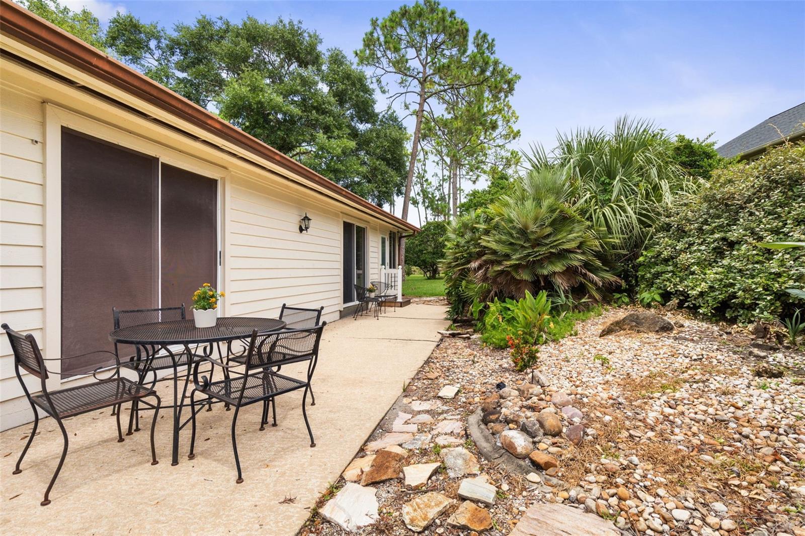 PLANTATION BAY SUB - Residential Lease