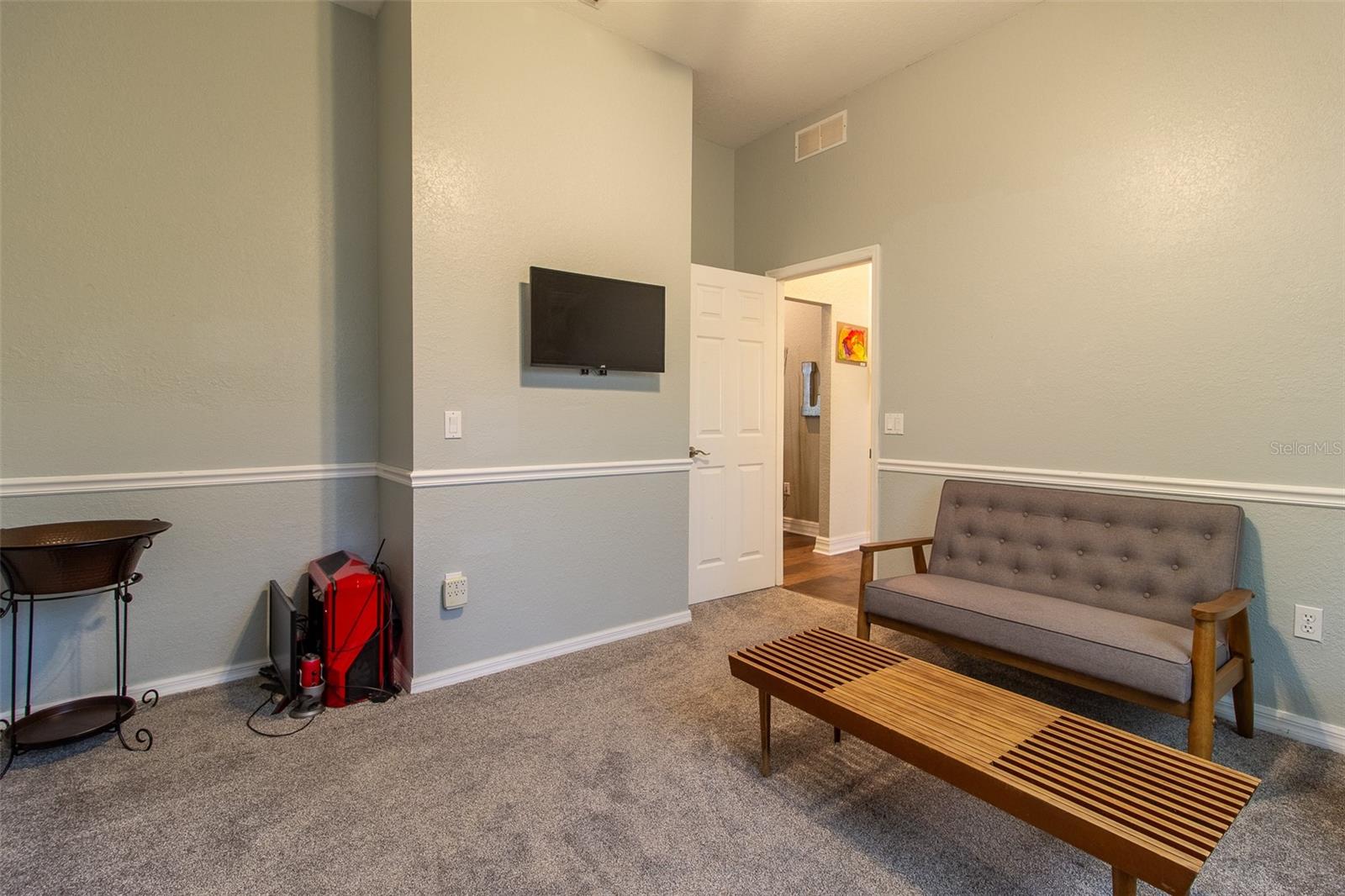 CARRIAGE TRAIL - Residential