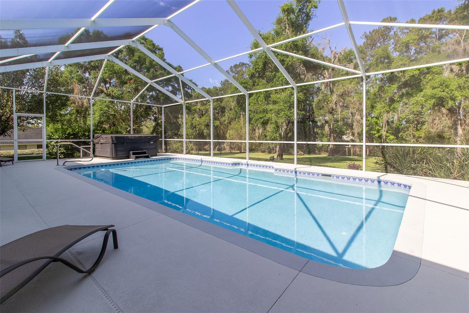 CARRIAGE TRAIL - Residential