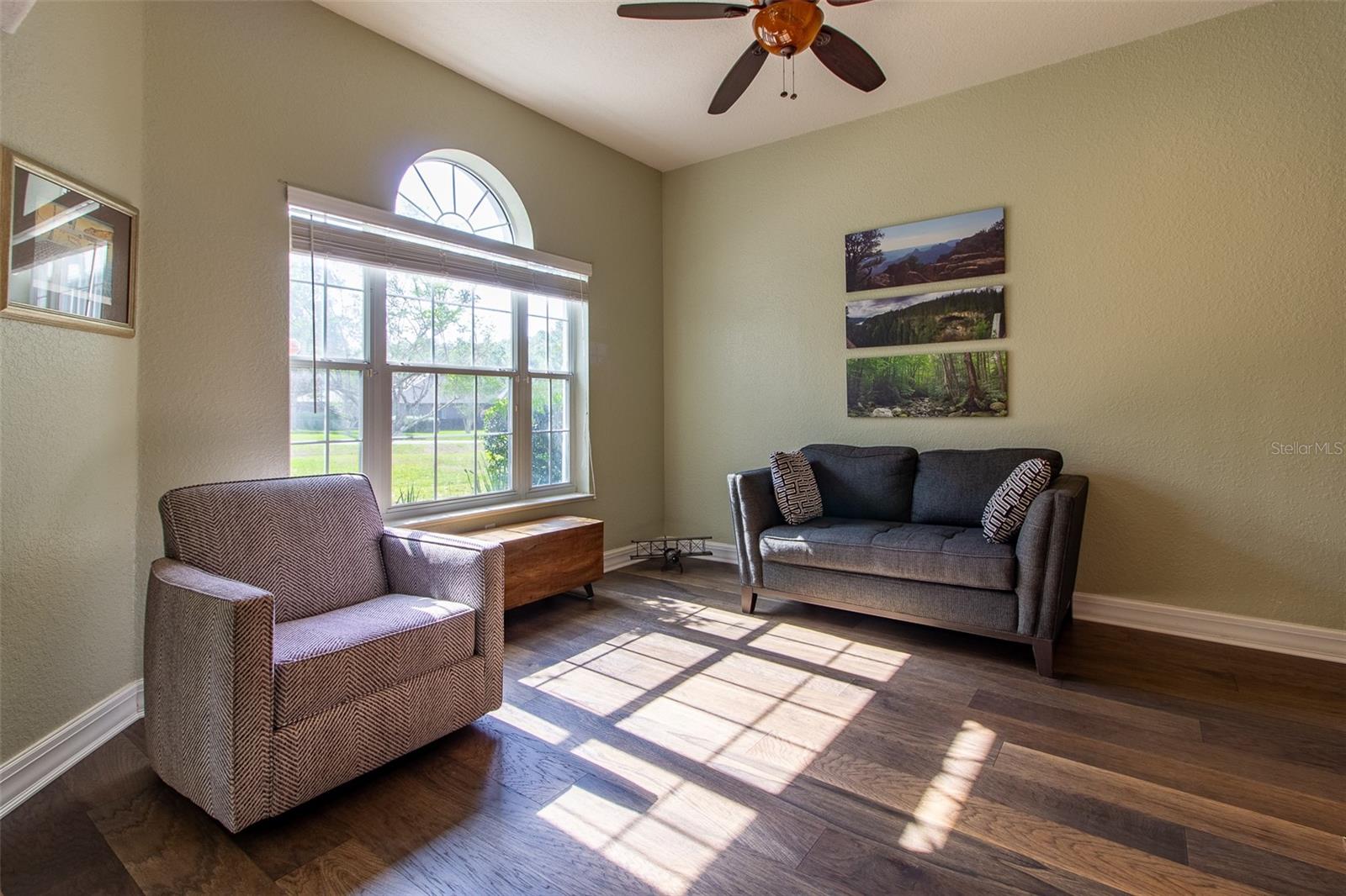 CARRIAGE TRAIL - Residential