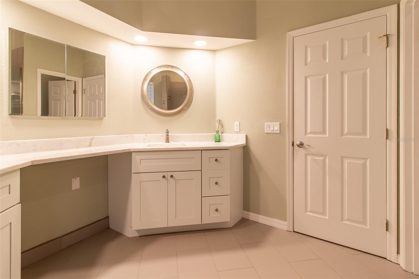 CARRIAGE TRAIL - Residential