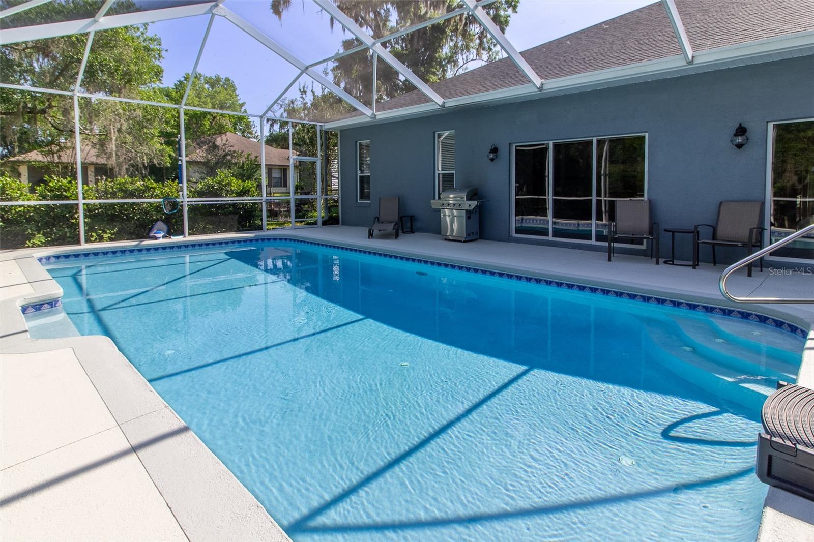 CARRIAGE TRAIL - Residential