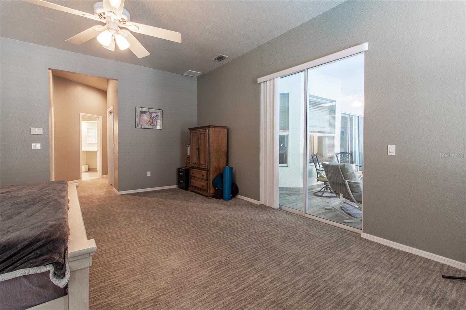 CARRIAGE TRAIL - Residential