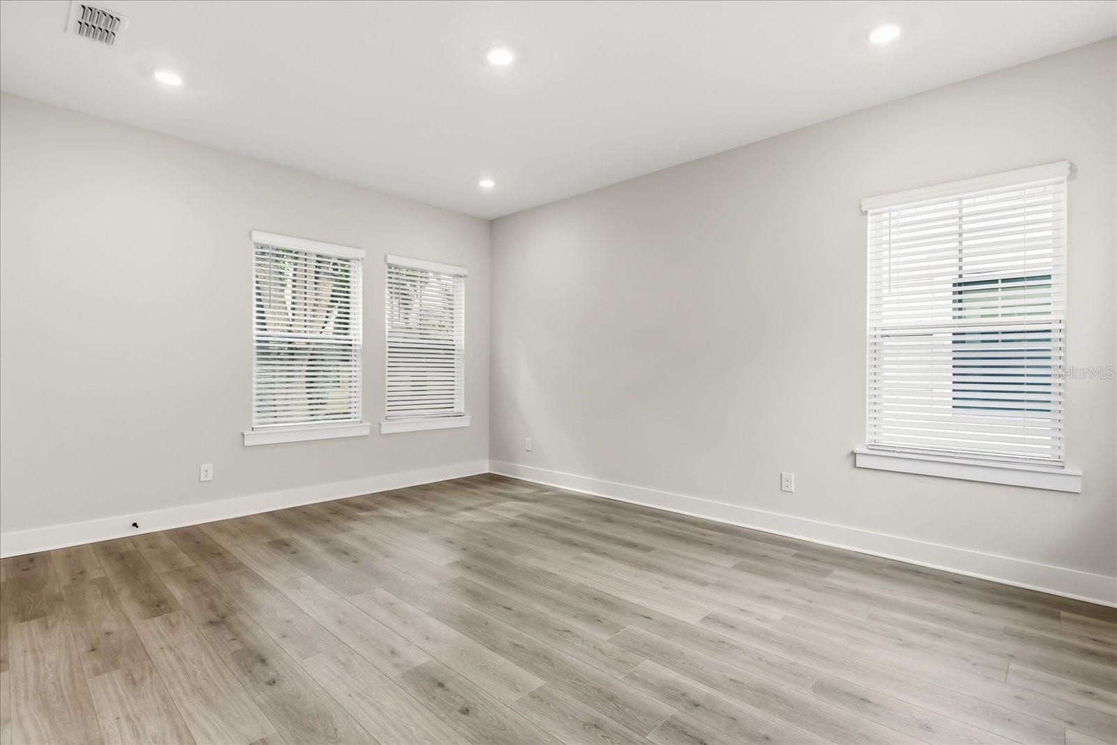 DEPAUW REPLAT - Residential