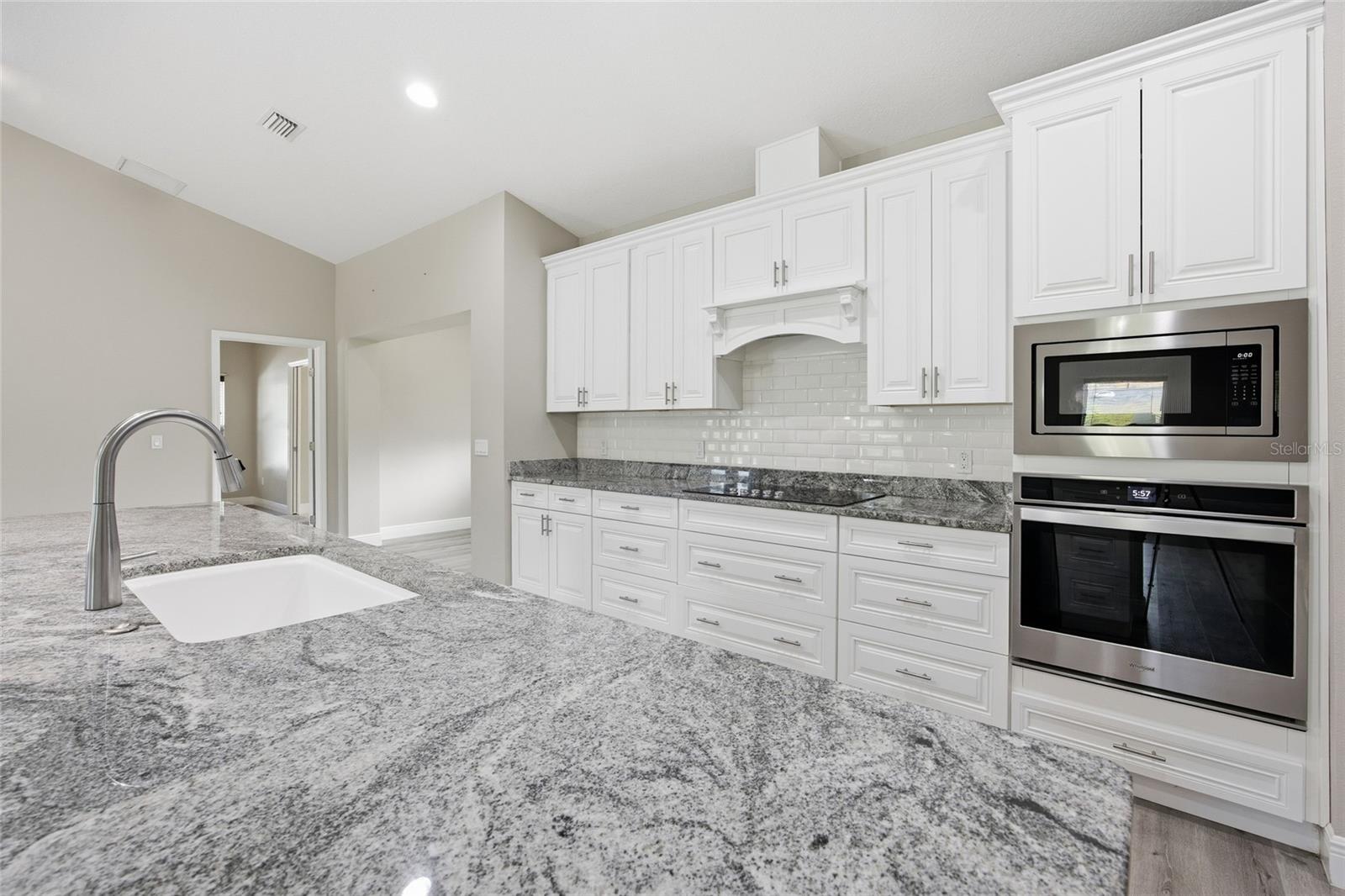 COBBLESTONE PH 02 - Residential