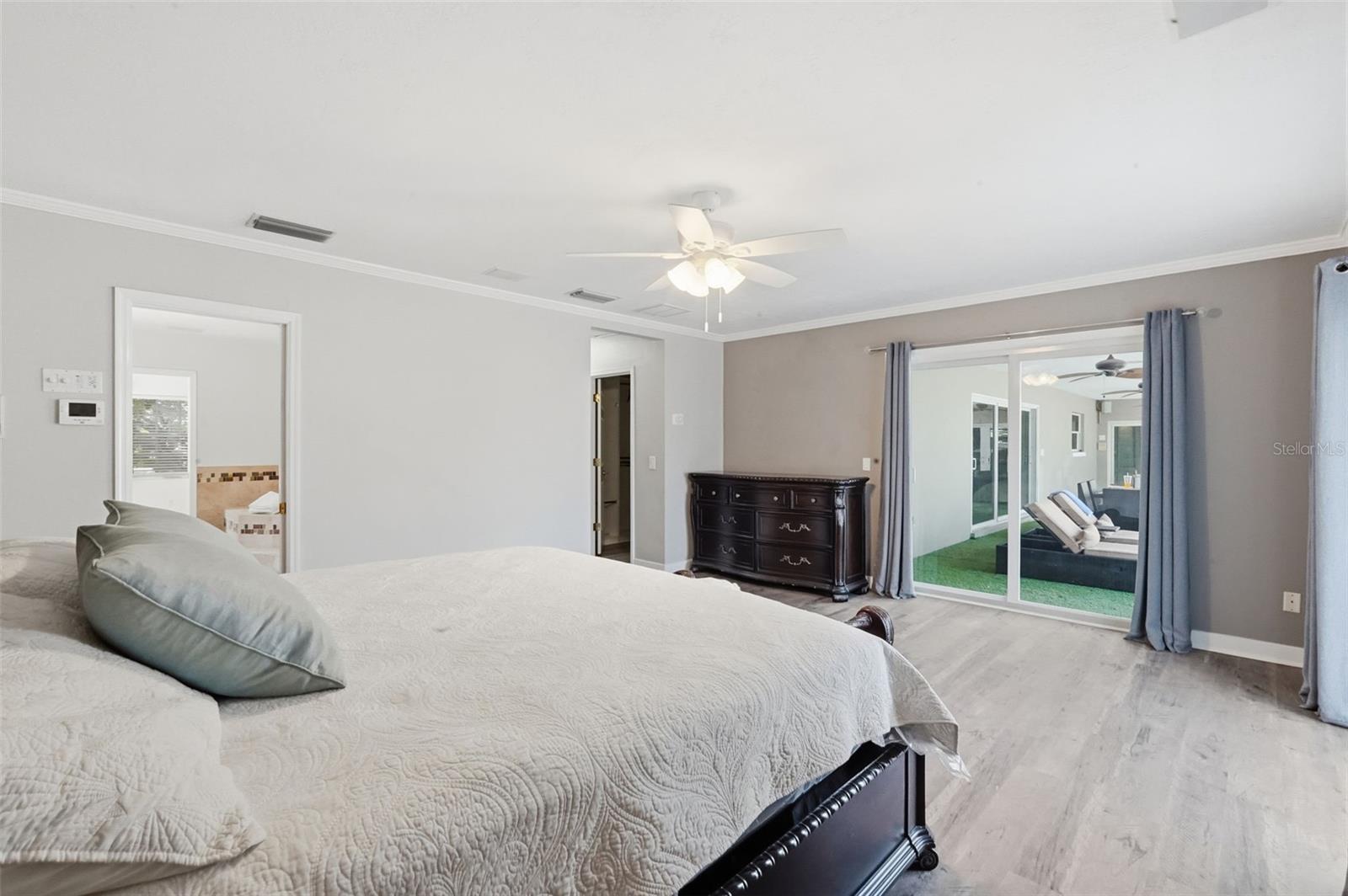 SHERWOOD MANOR - Residential