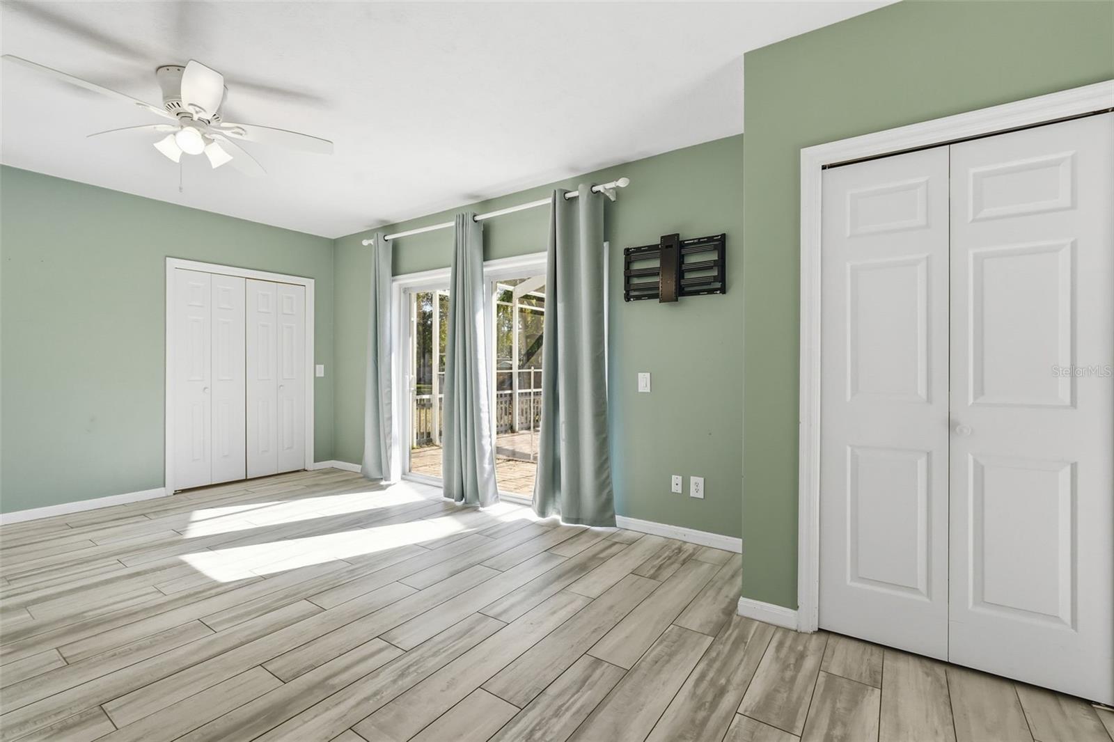 SHERWOOD MANOR - Residential