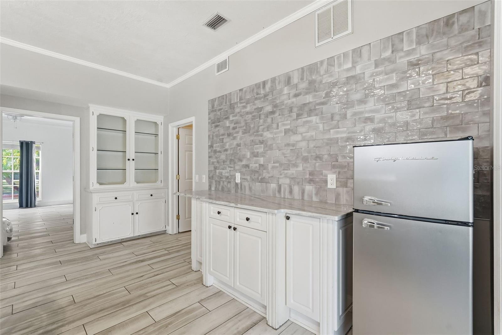 SHERWOOD MANOR - Residential