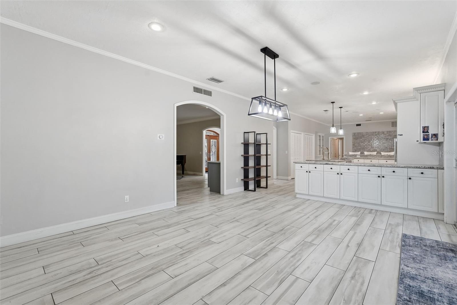 SHERWOOD MANOR - Residential