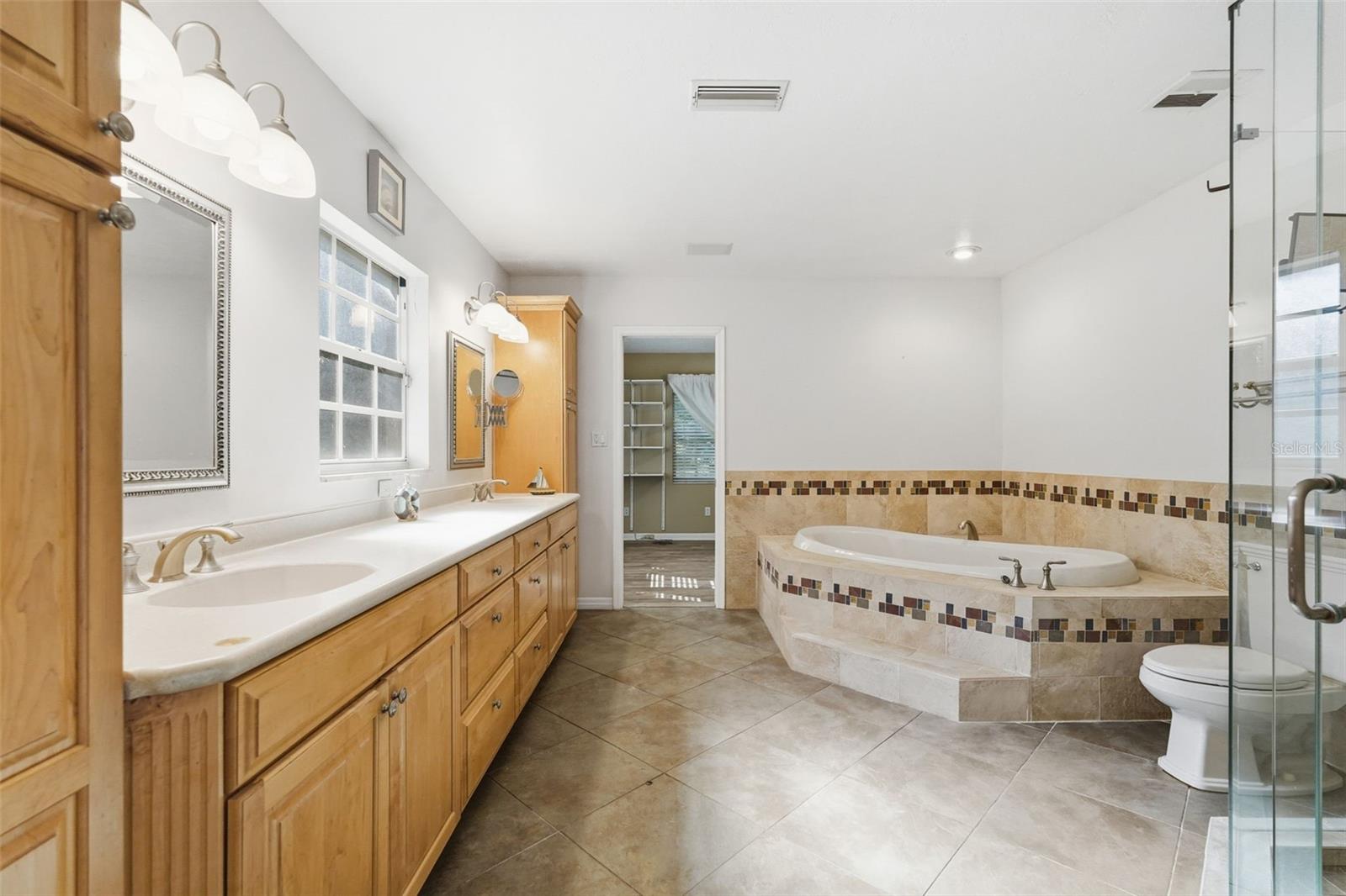 SHERWOOD MANOR - Residential