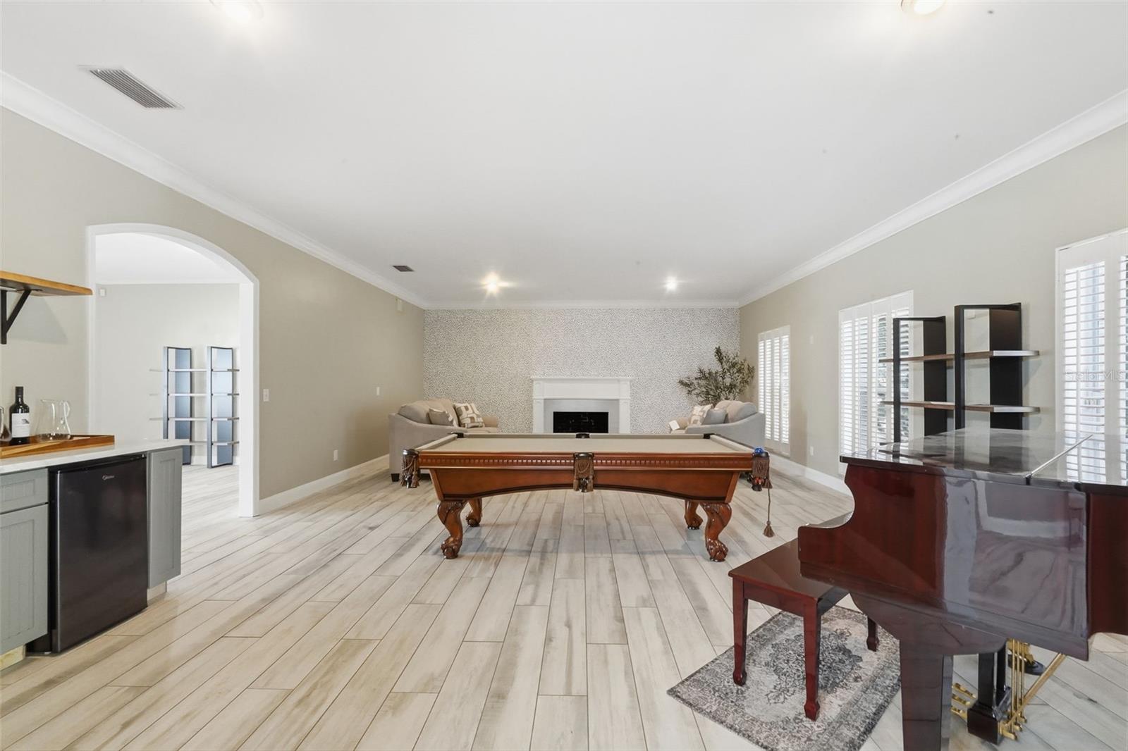 SHERWOOD MANOR - Residential