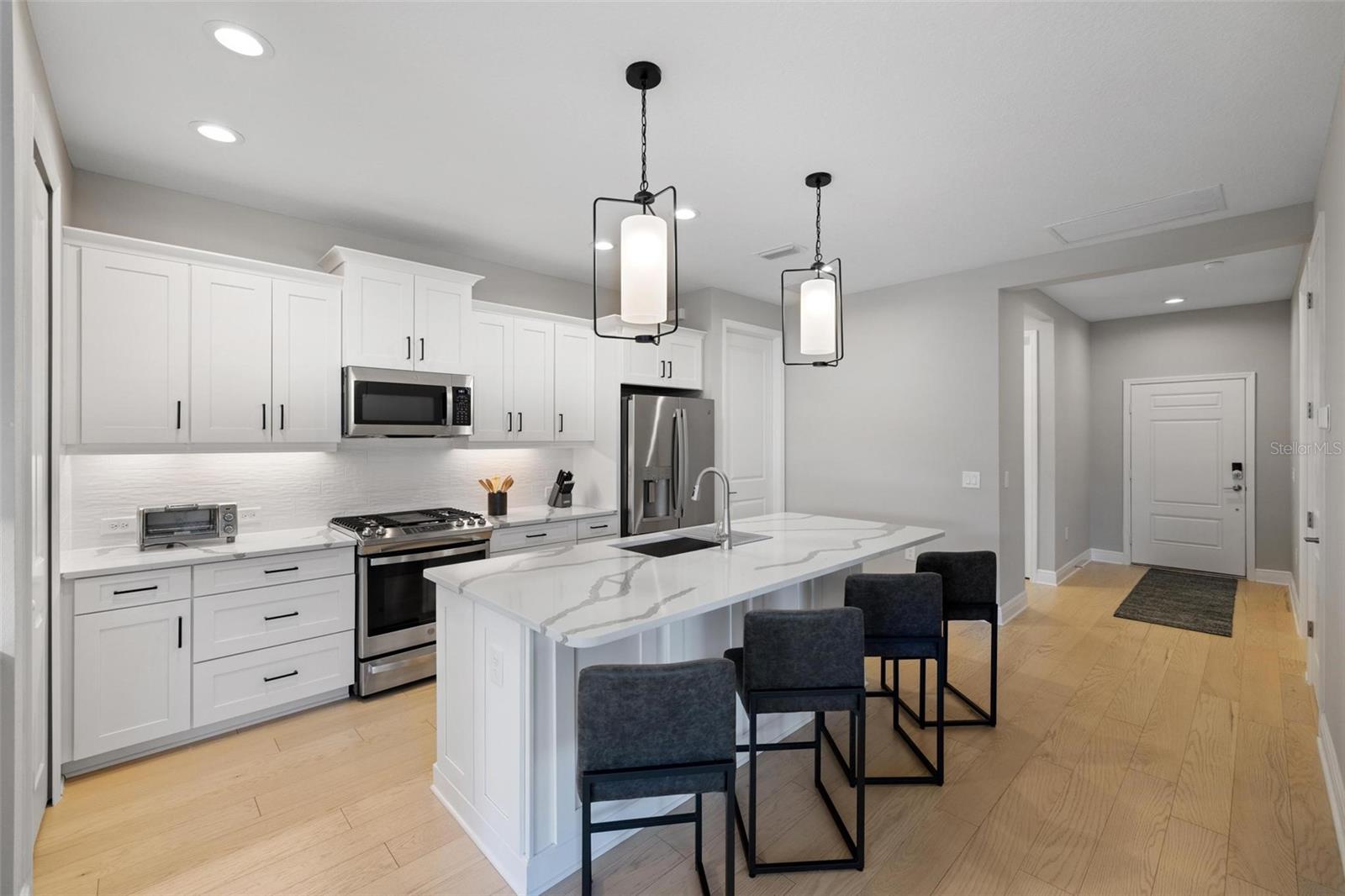 GRAND PALM PH 2B - Residential Lease