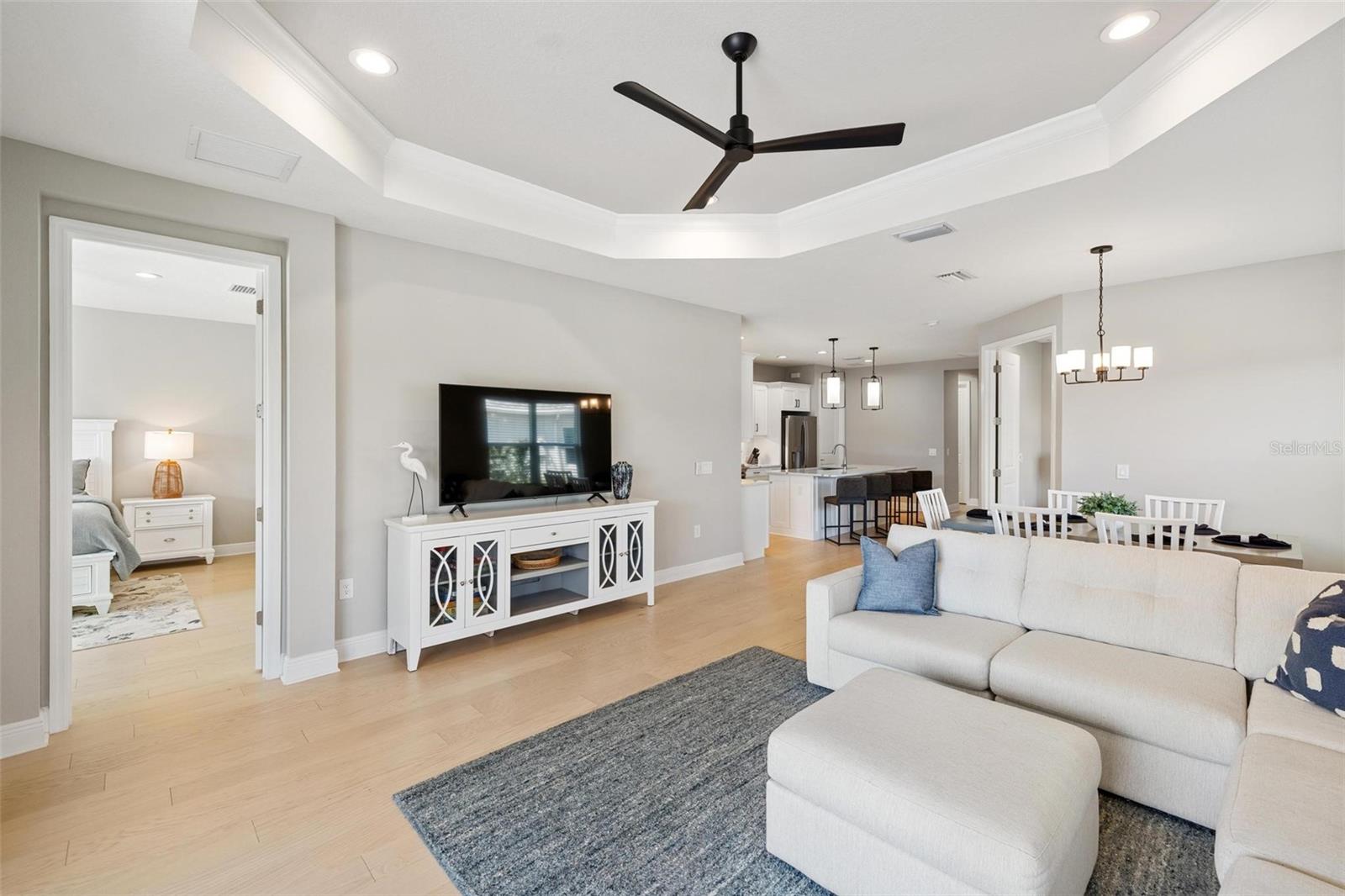 GRAND PALM PH 2B - Residential Lease