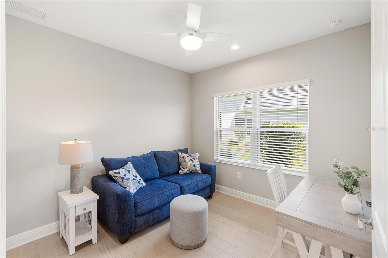 GRAND PALM PH 2B - Residential Lease