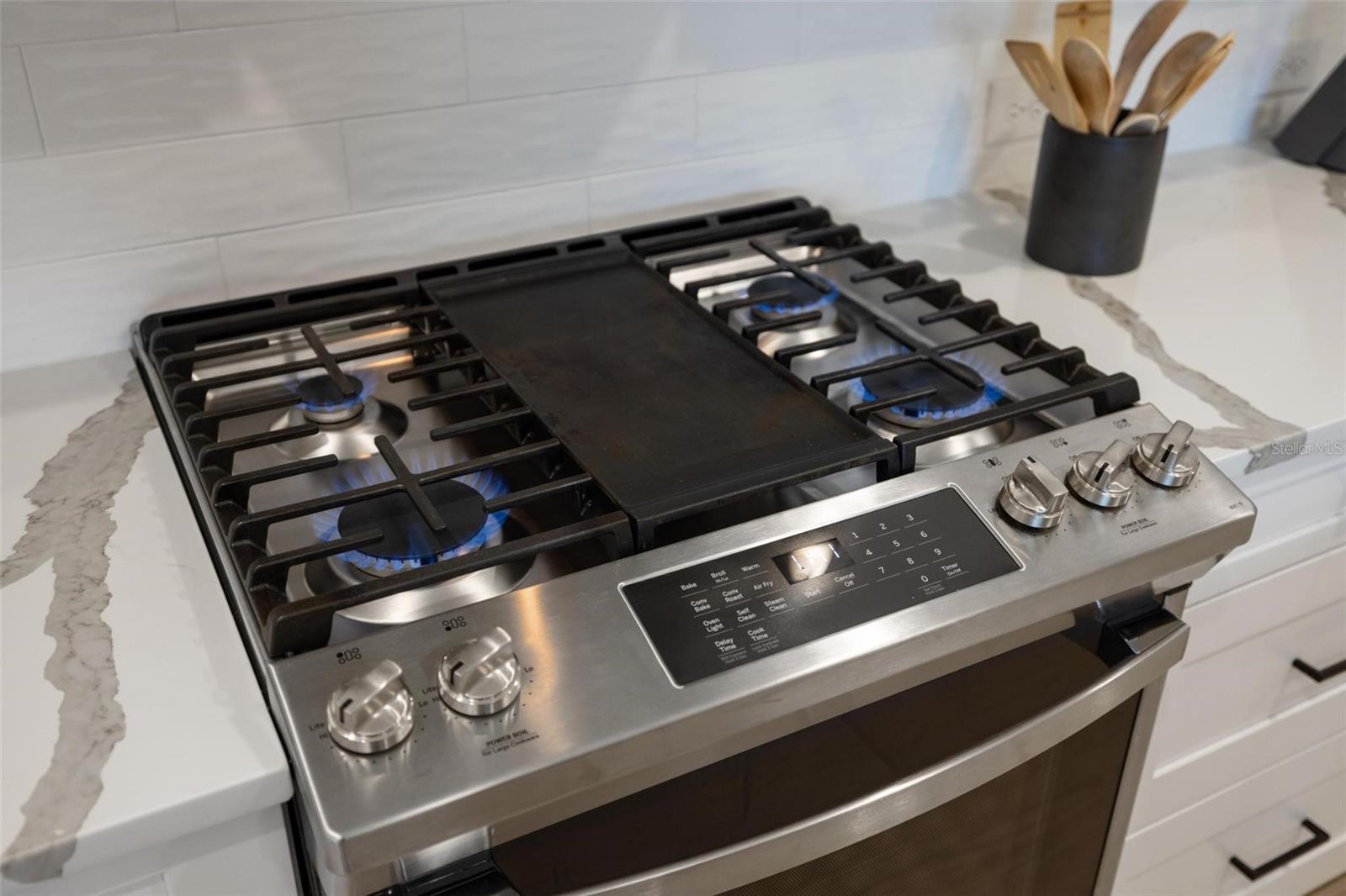 GRAND PALM PH 2B - Residential Lease